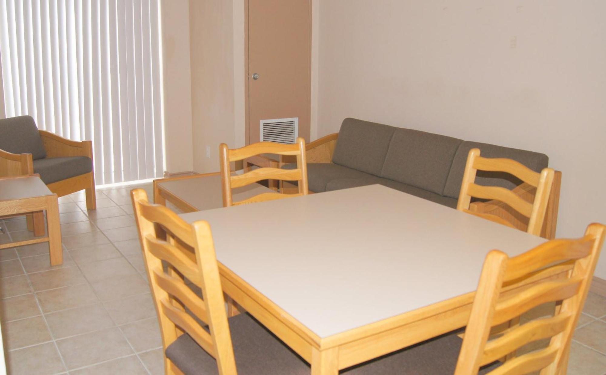 Hotel Laurier - Apartment Style Residence Γουότερλου Εξωτερικό φωτογραφία